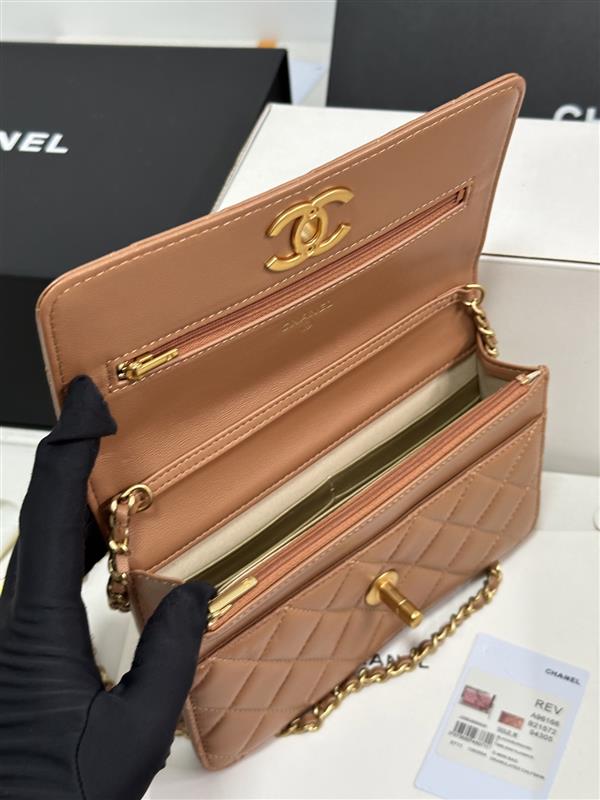 2026127205140480 700